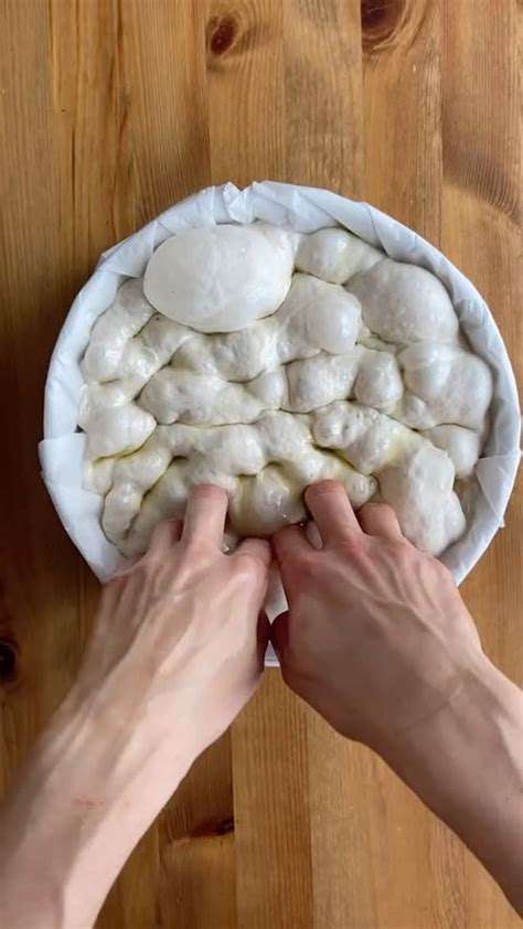 MasteringtheArtofMixing:FlourPowerandHydration